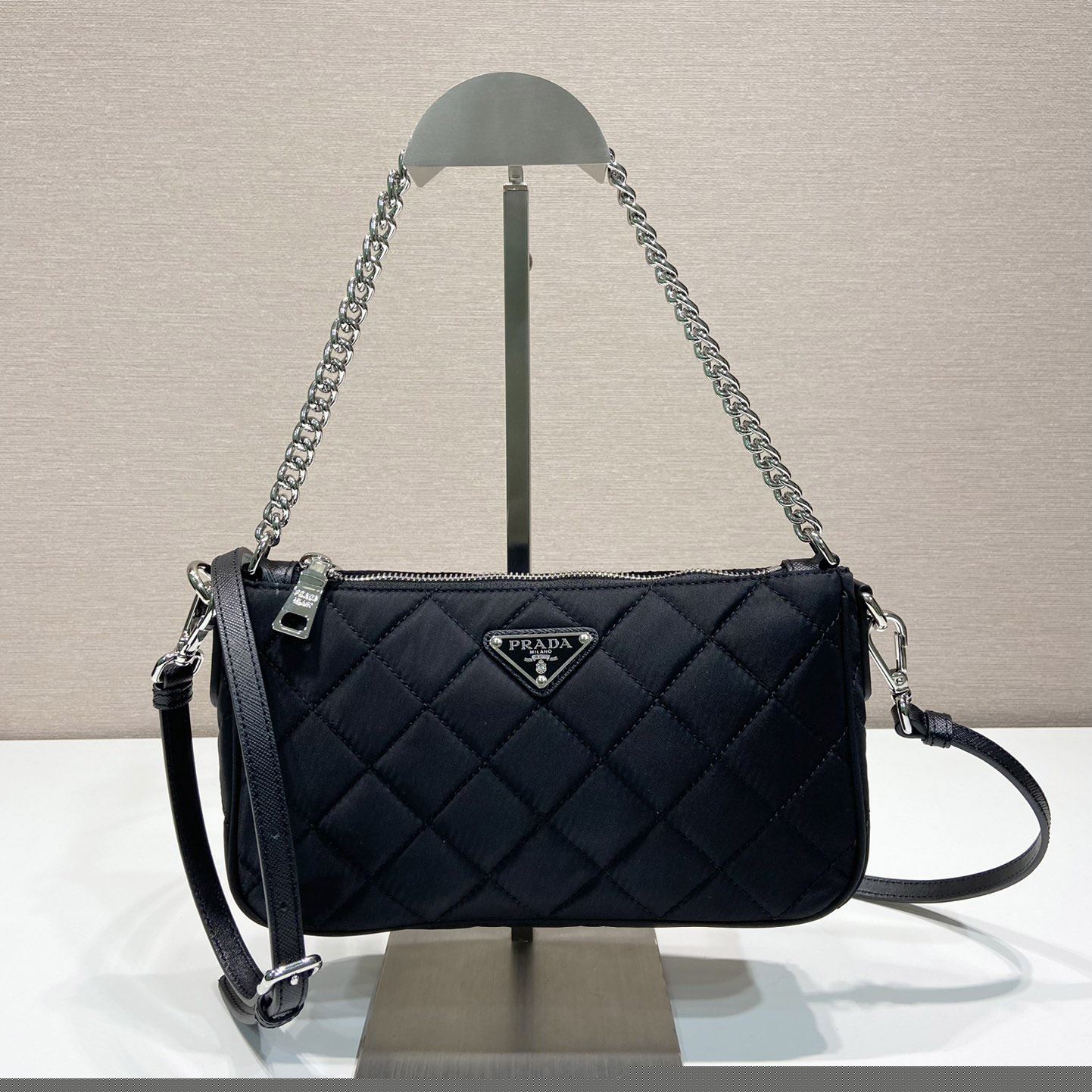Pra*a top handle bags